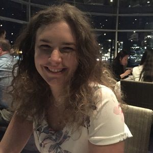 Meet your Posher, Leah